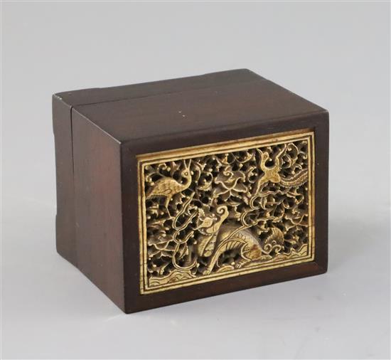 A Chinese ivory and rosewood seal box, Qing dynasty, W. 8.5cm